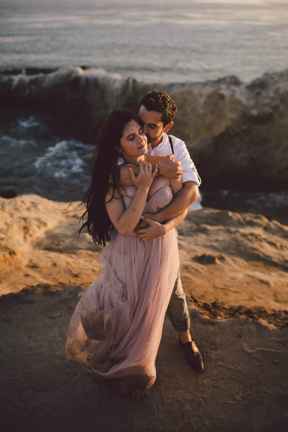  outdoor elopement, where to elope in california, how to elope in los angeles, beach elopement, beach elopement locations, elopement ideas, elopement dress, sunrise elopement, california elopement packages,california elopement ideas, elopement inspiration, adventure elopement ideas, sunset elopement, sunset wedding, small wedding, places to elope in california, destination elopement, malibu elopement, adventure elopement, elopement bouquet, nature elopement, bohemian elopement 
